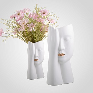 Декоративная ваза Ceramic&Face белого цвета 16*13.5*29 см